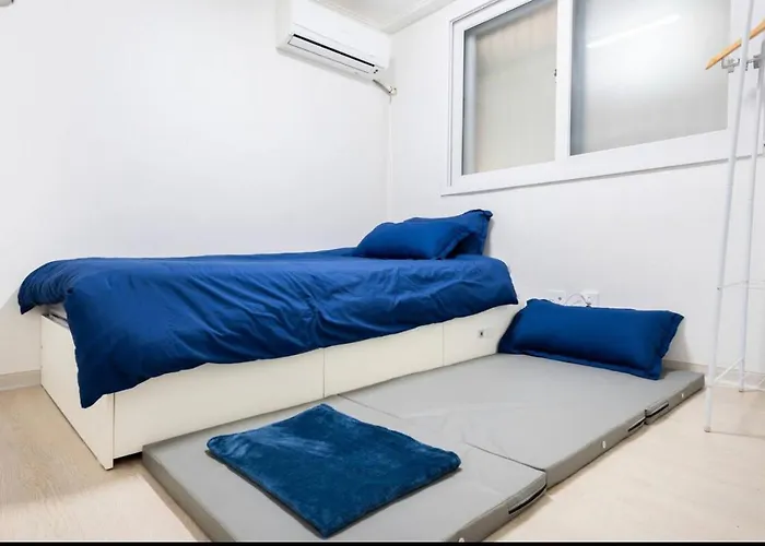 편안하고 아늑한 홍대입구역에서 가까운 숙소 Appartamento